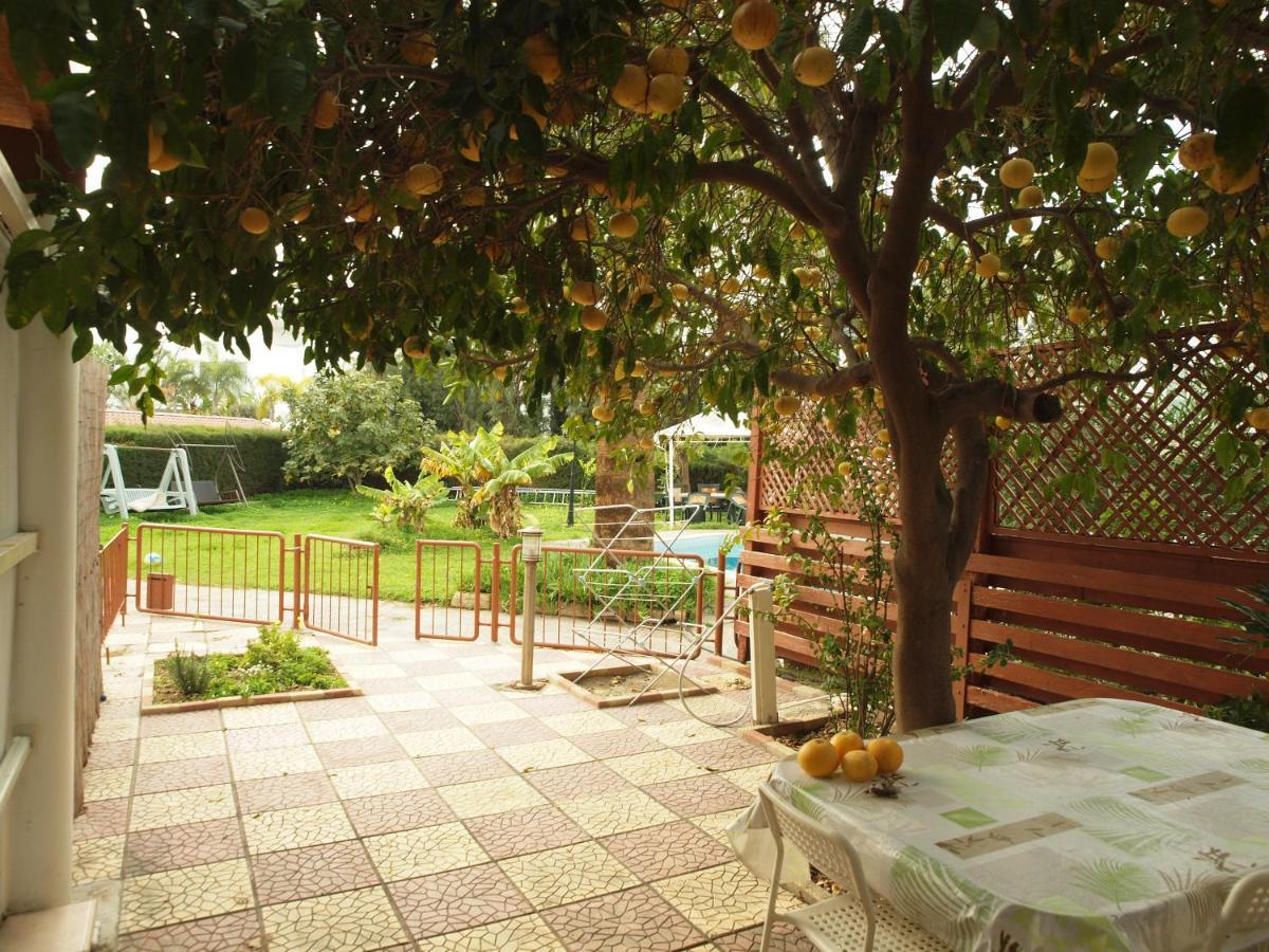 Hotel Moon-Light Studio Larnaka Exterior foto